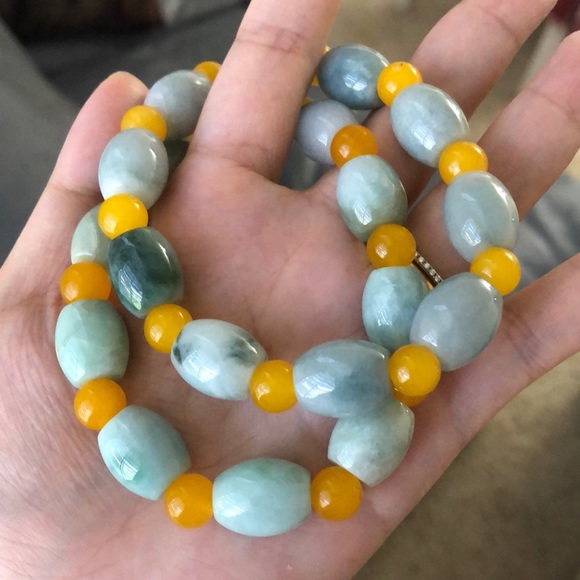 natural jadeite jade bracelet - Picture 1 of 5
